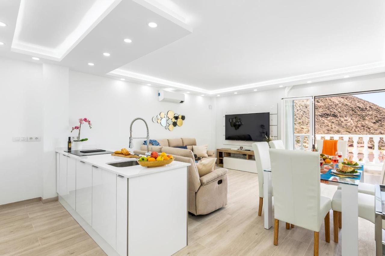 3C Atico Vista Hermosa Wifi Pool,Tennis,Padel,Park Los Cristianos  Exterior photo